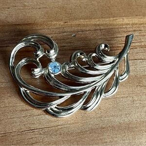 BOGO Vintage Avon gold tone feather brooch with white crystal